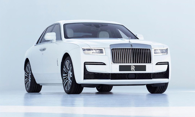 劳斯莱斯全新古思特全球首发 以约驭博 焕然而至